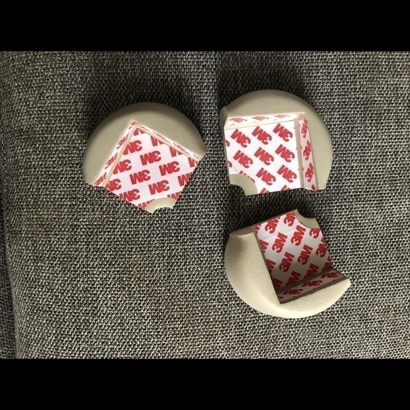 Bump-guard Corner Protectors 3 Pack Dreambaby Grey - Picture 7 of 12